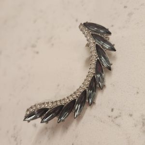 Bejeweled Ear Crawler / Cuff Earring (Single)